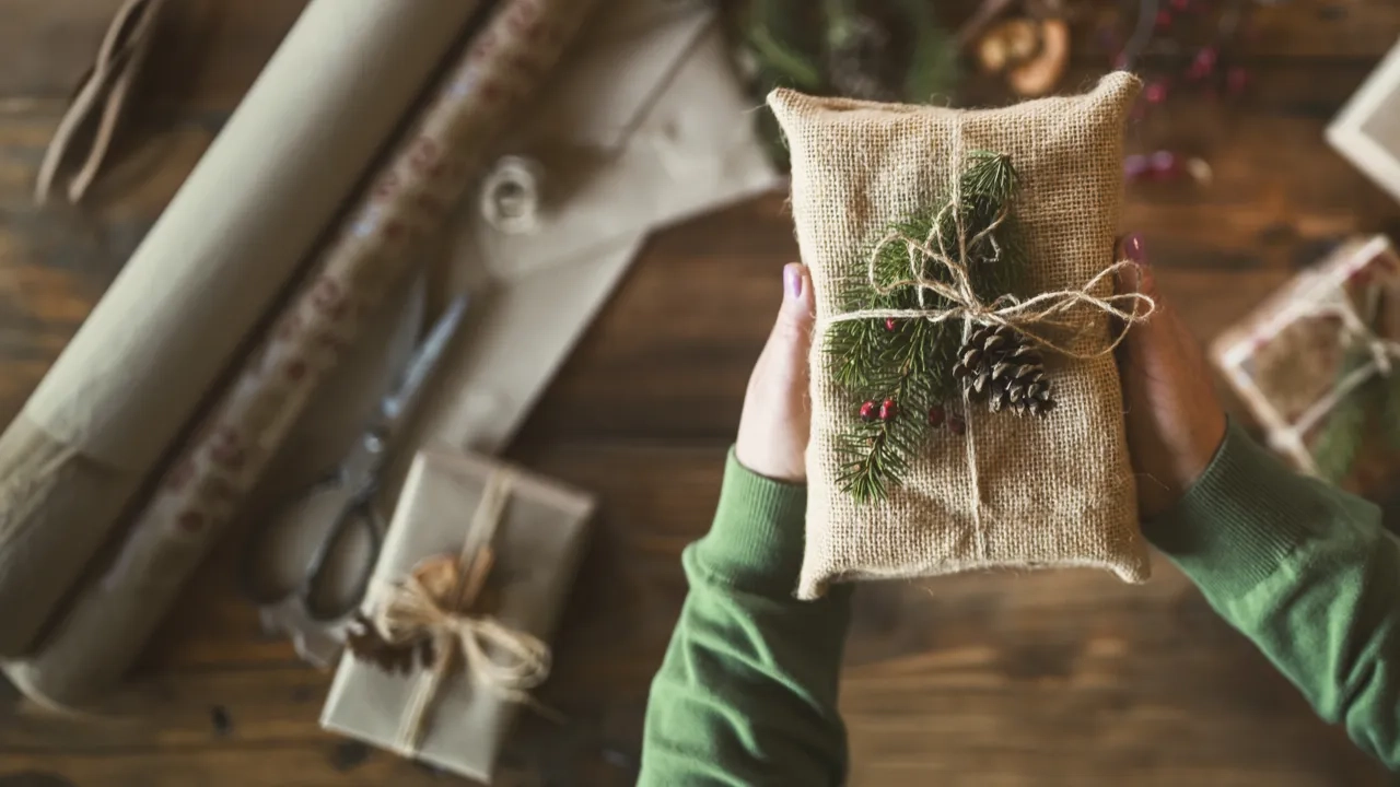 12 days_gift background.png