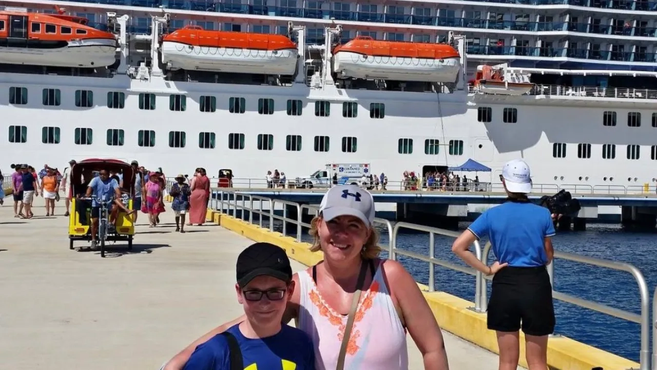 Lesley Scharf - Travel Photo 4
