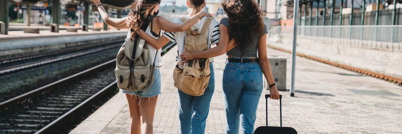 Young women travelling together, Contiki