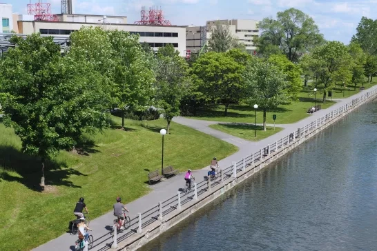 Cycling next to Ottawa River