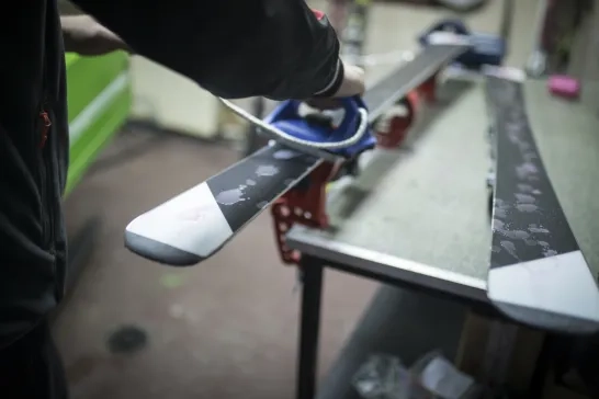 ski waxing