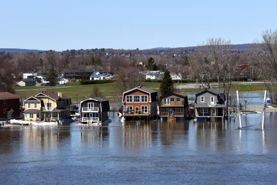flooding on the Ottawa River 