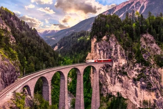 Railbookers Bernia Express in Switzerland