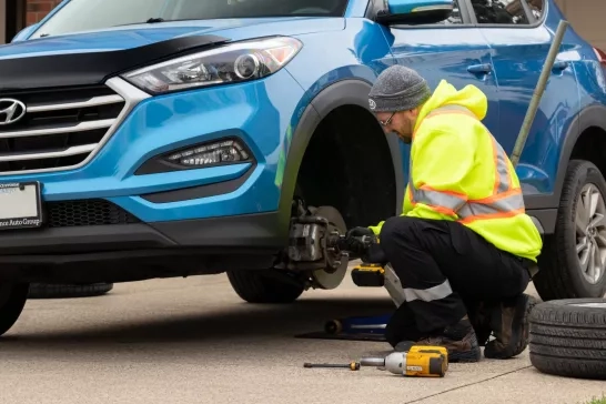 CAA Mobile tire change