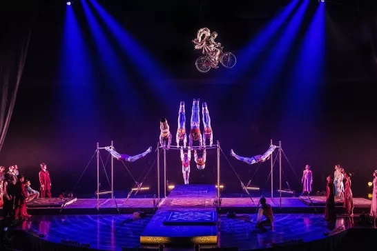 cirquedusoleil_corteo_tournik