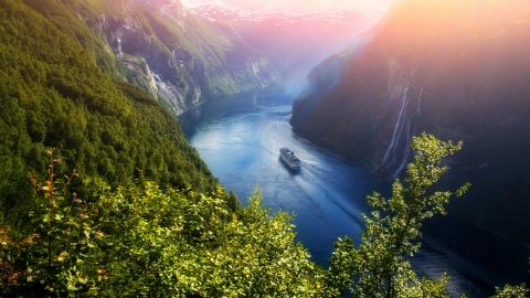 Cruise through Norway, Europe Cruise through Norway, Europe