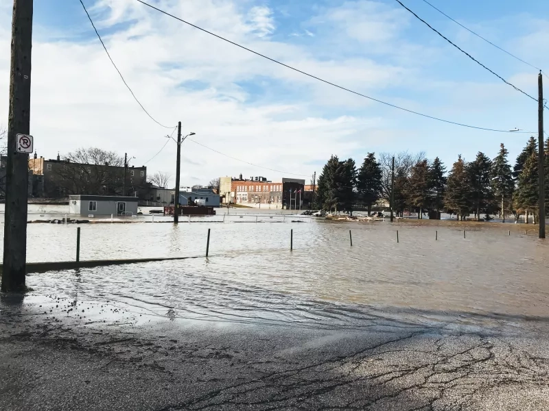 spring flood in Ontario