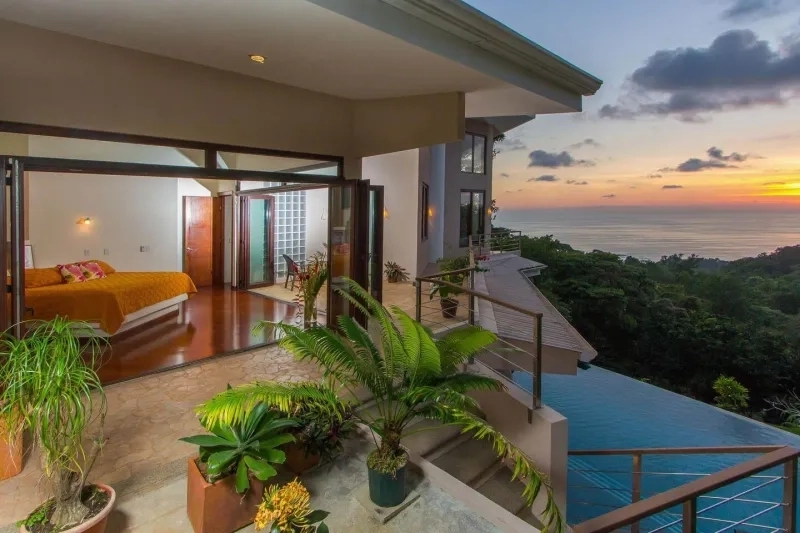 You can sleep in the heart of the jungle at these Costa Rican villas ...