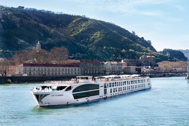 Uniworld cruise ship