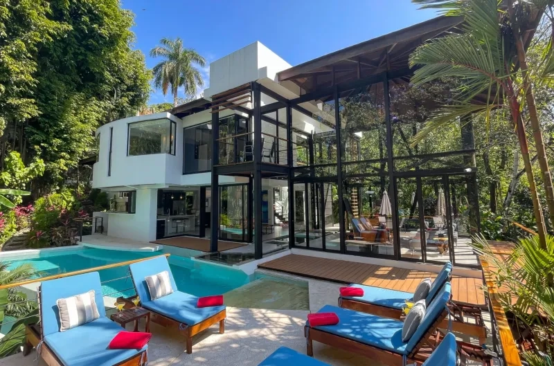 The Villa Mariana