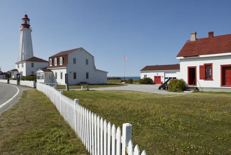 Red and white lighthouse 