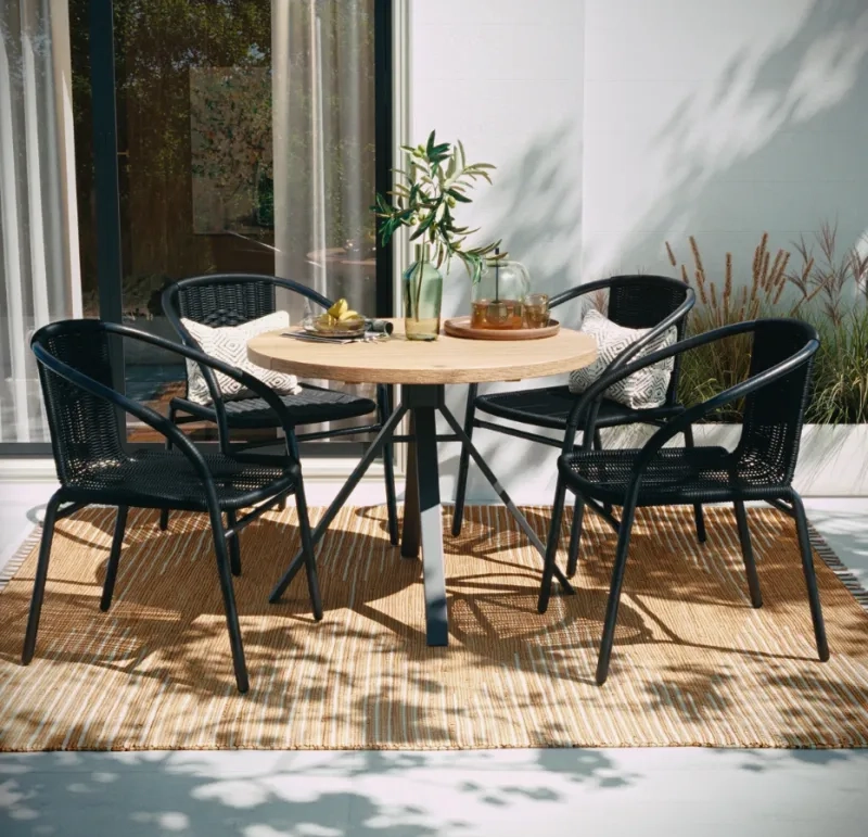 Arthor rattan indoor/outdoor stacking restaurant chairs