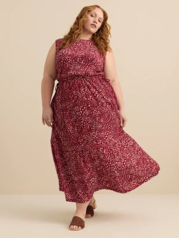 Printed maxi crew neck sleeveless dress with tiered skirt