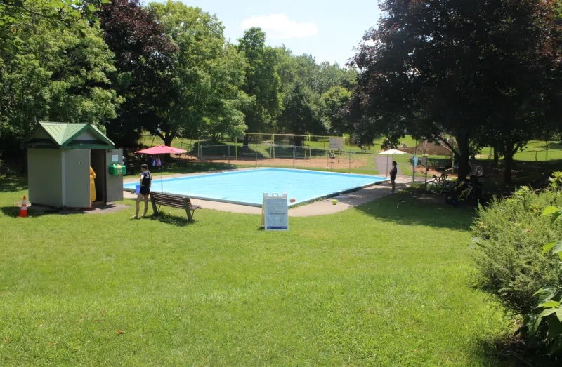 Strathcona Park wading pool