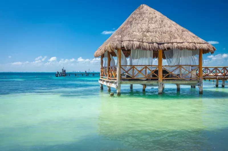 Relaxing Palapa in Caribbean sea - Isla Mujeres, Cancun -Mexico