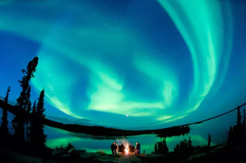 Green northern lights light up a North West Territory sky