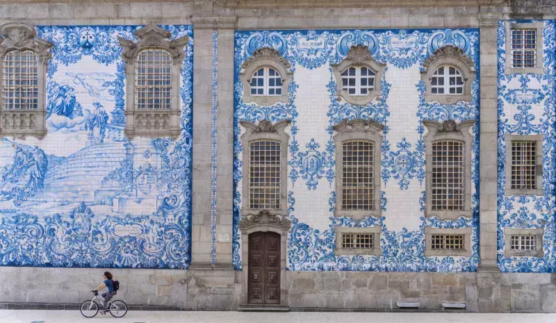 Carmo church in Oporto, Portugal.