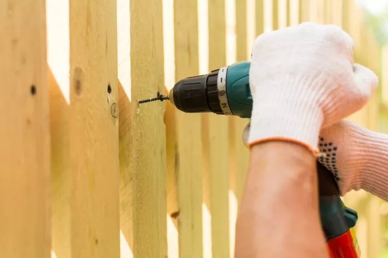 what to know when building a fence