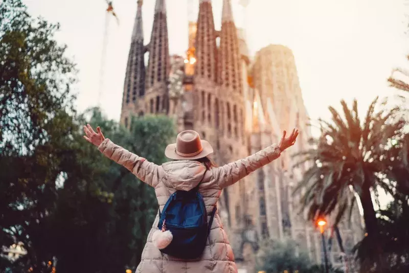 Tourist enjoying Barcelona