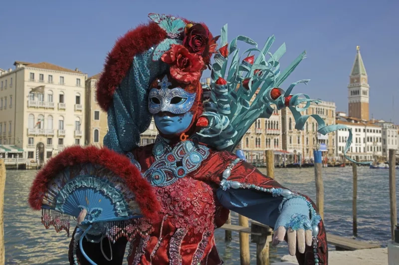 Female mask with colorful costume at carnival in Venice (XXL)