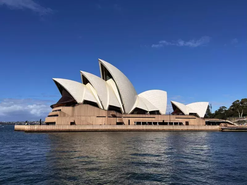 sydney opera house